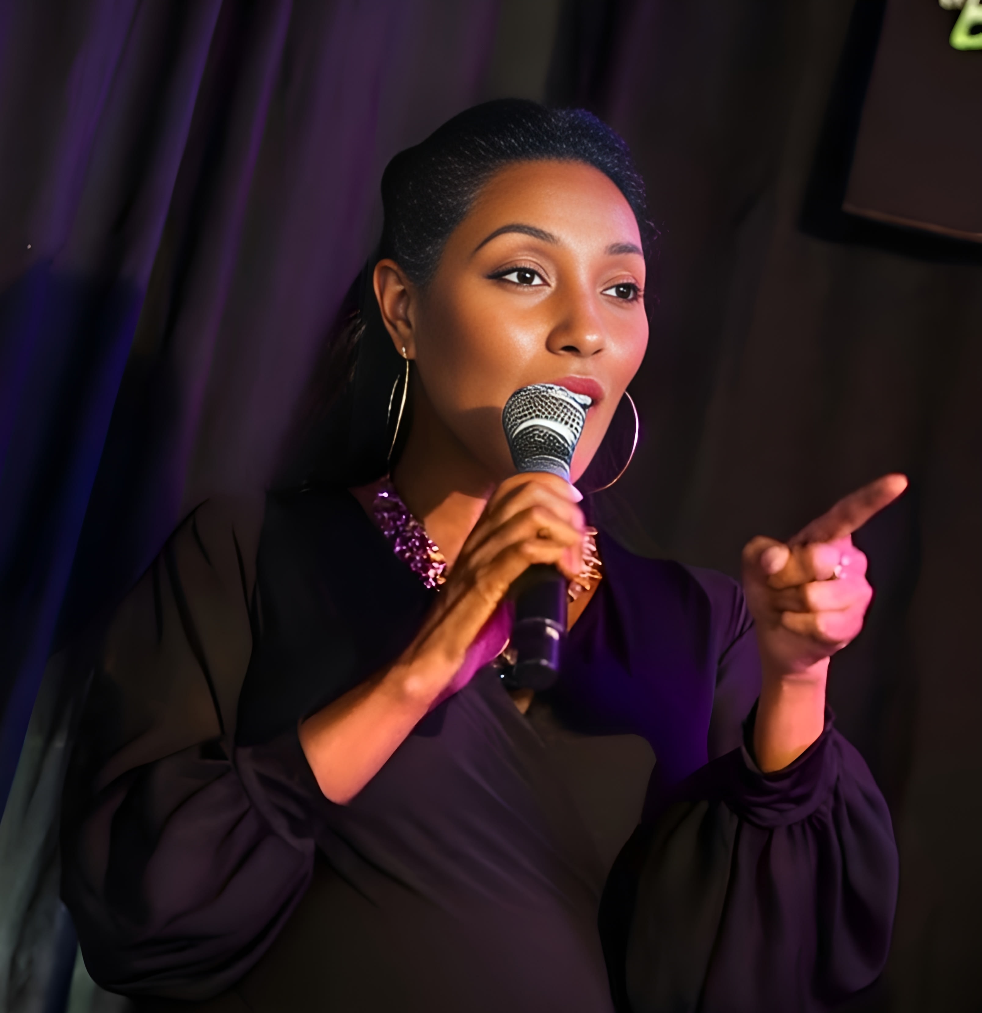 Trinii Hernandez headshot