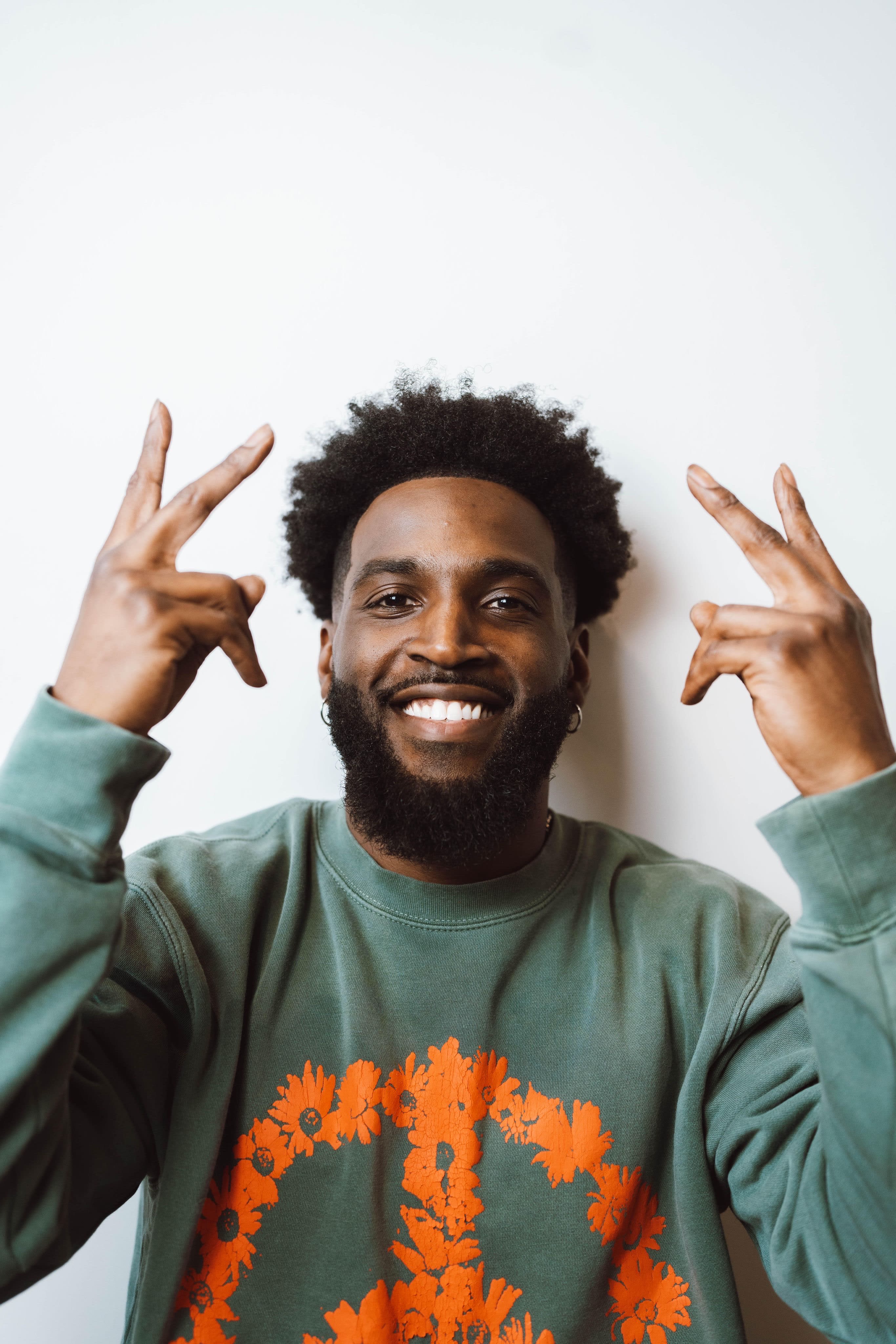 G Davis headshot