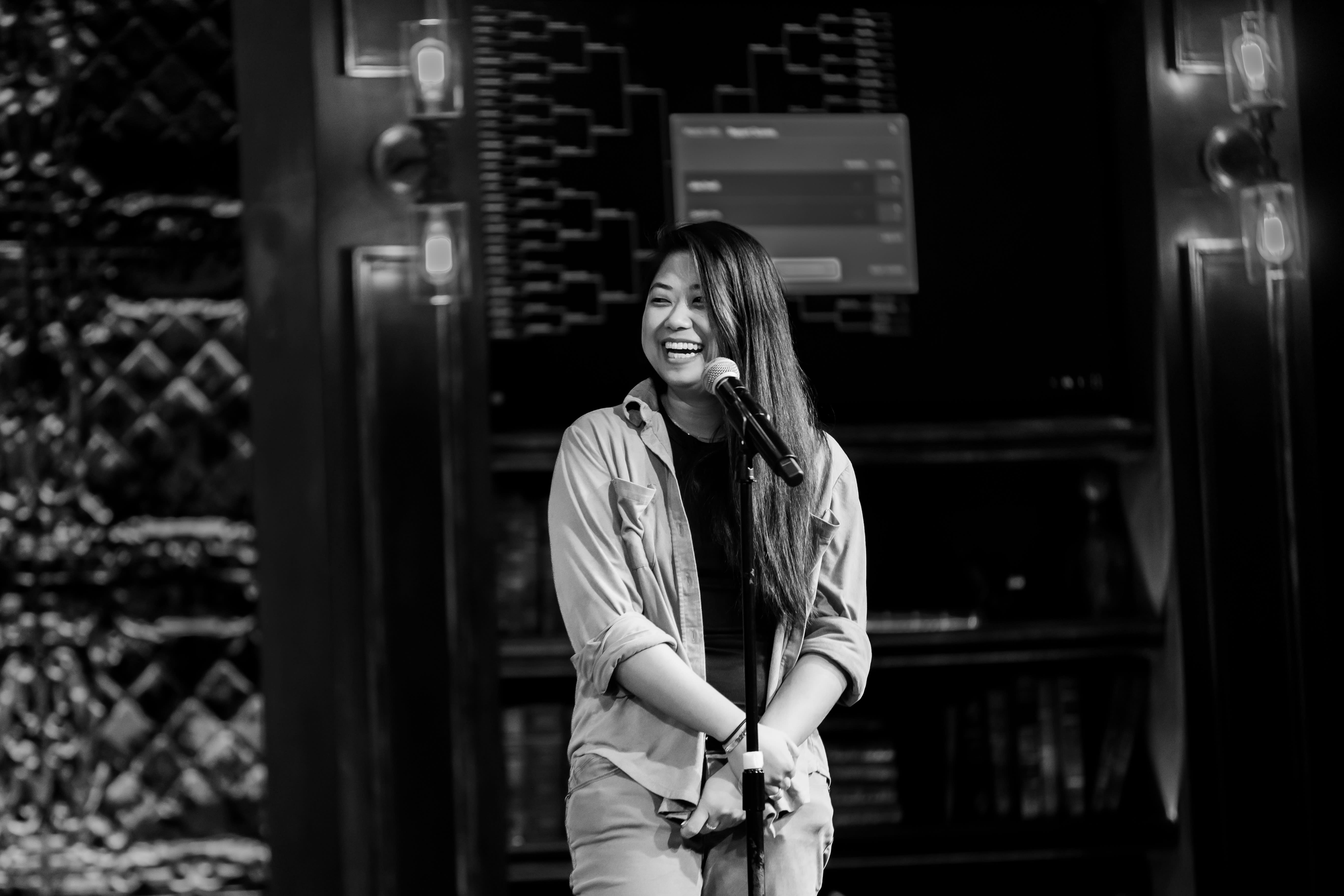 Jackie Linn headshot