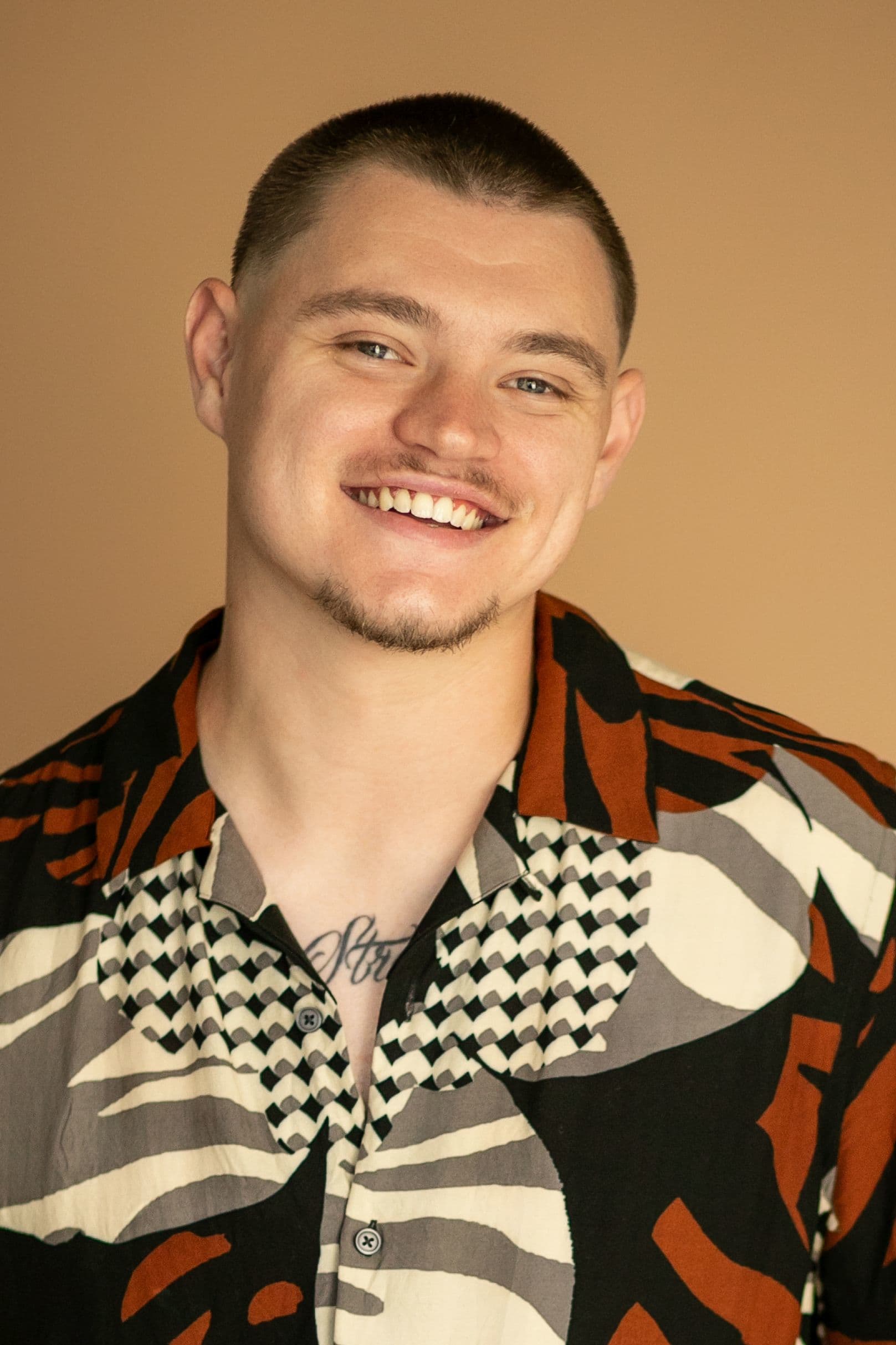 Asher Kassin headshot