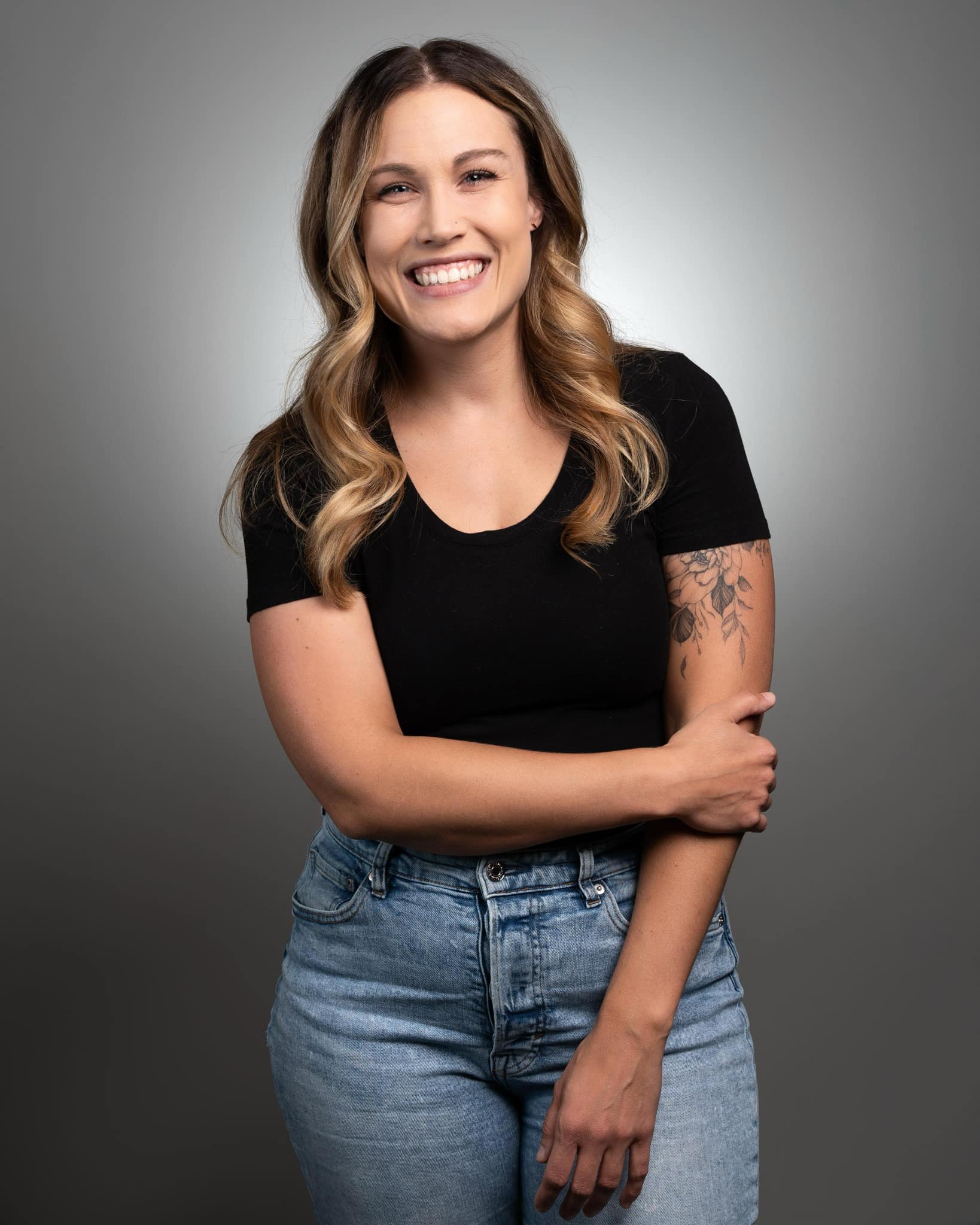 Holly James headshot