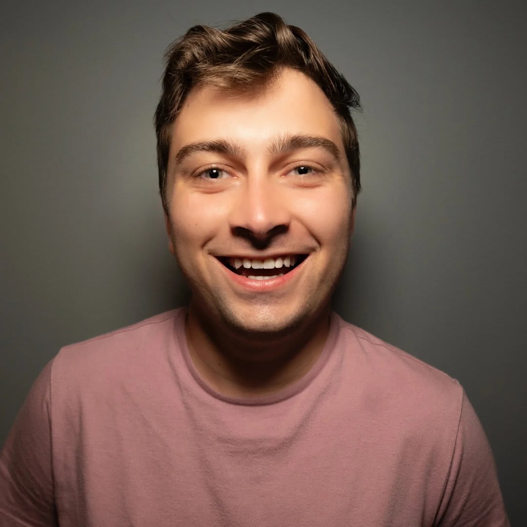 Collin Brown headshot