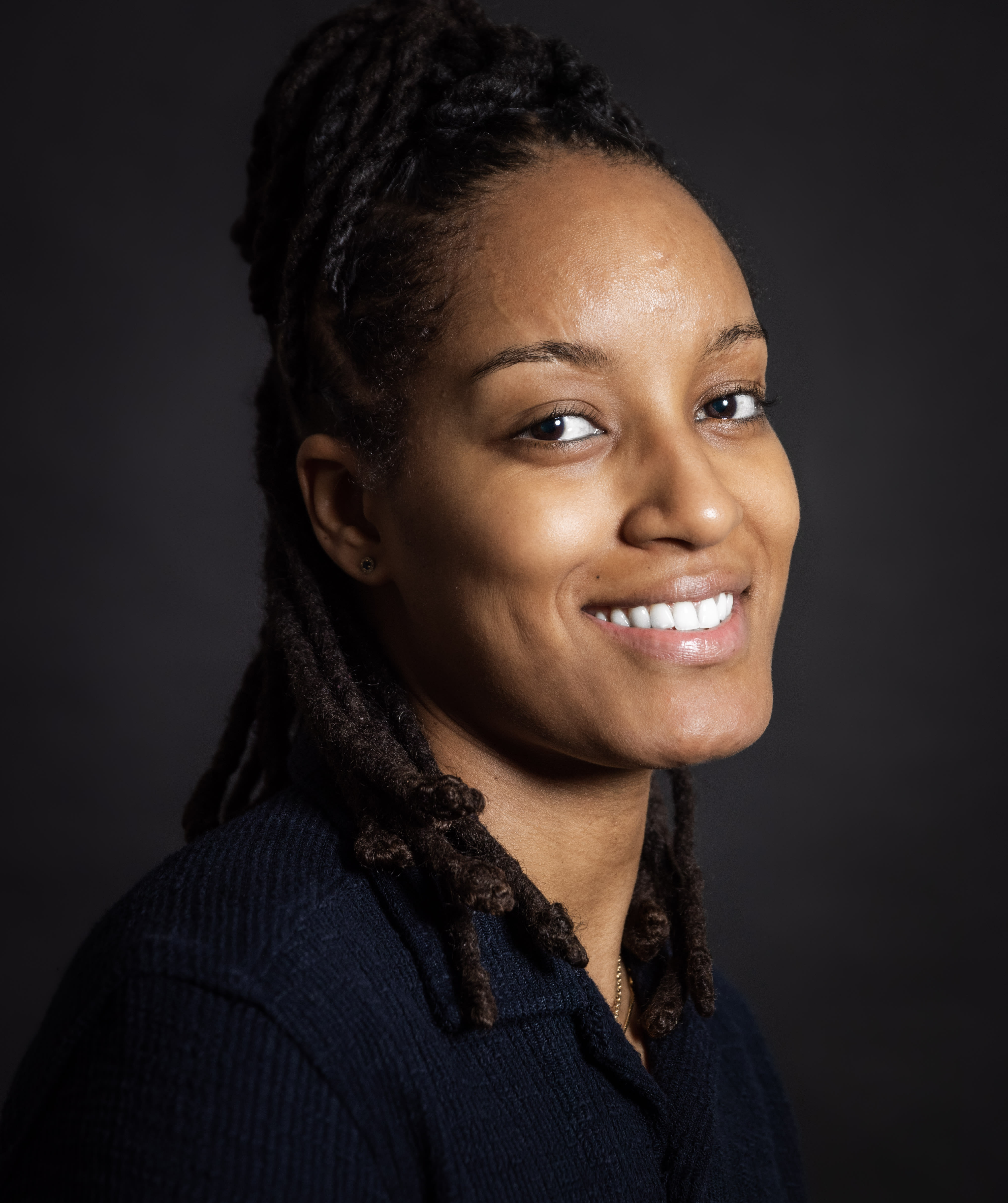 Ebony Toliver headshot