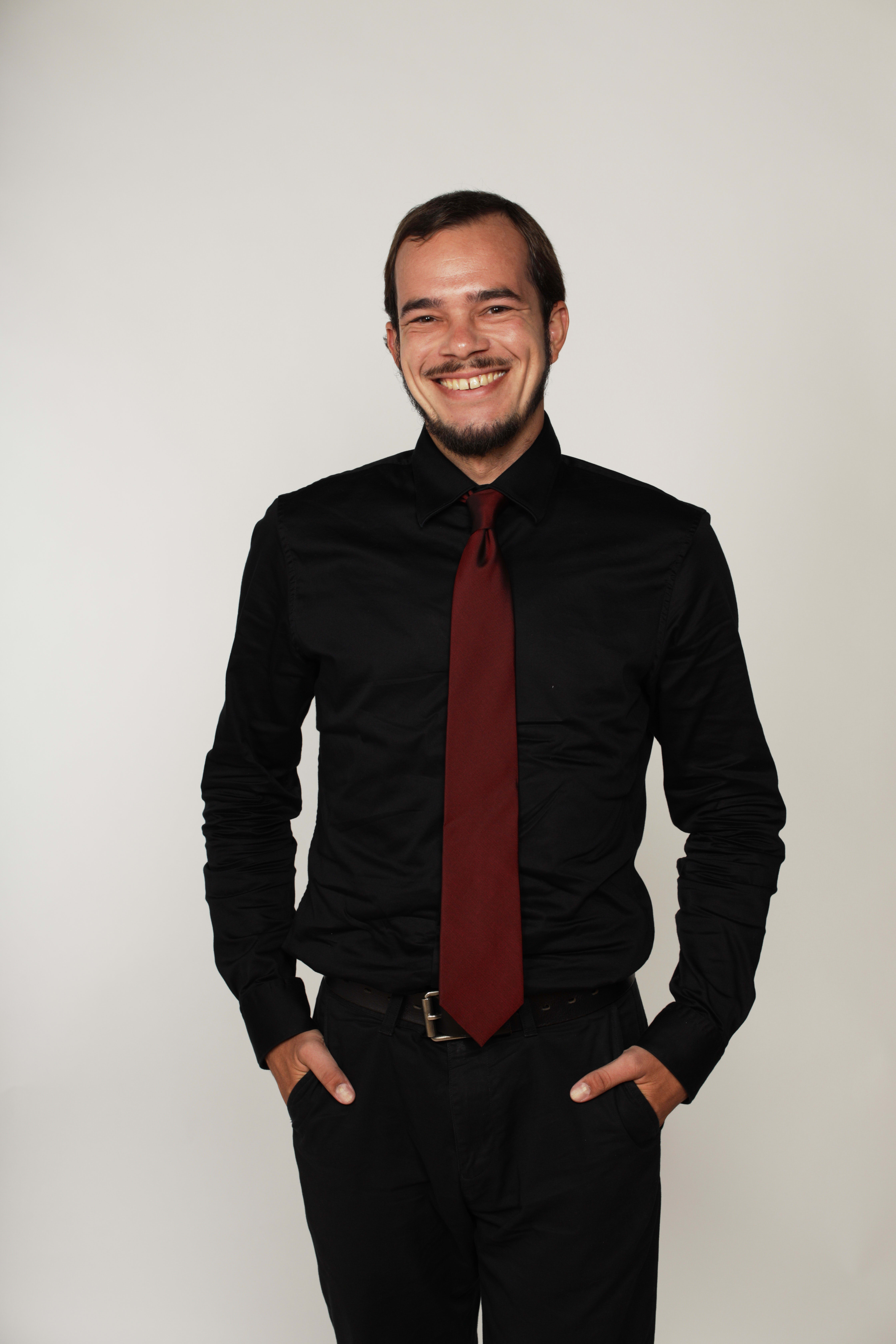 Joe-Parker Allan headshot