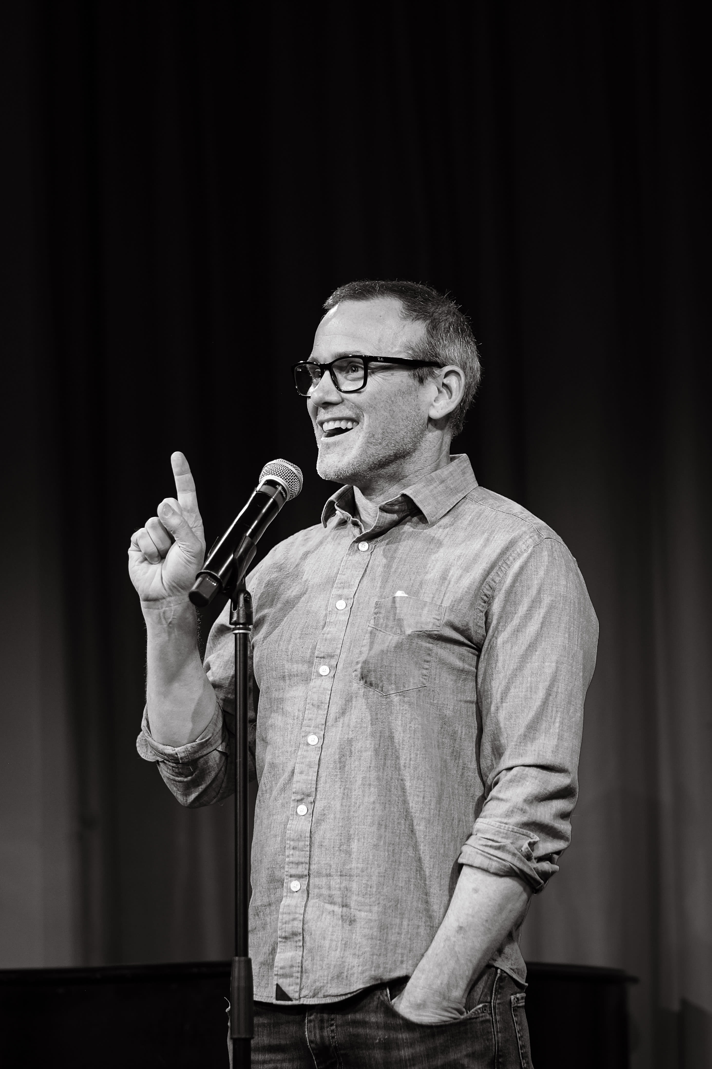 Alan Olifson headshot