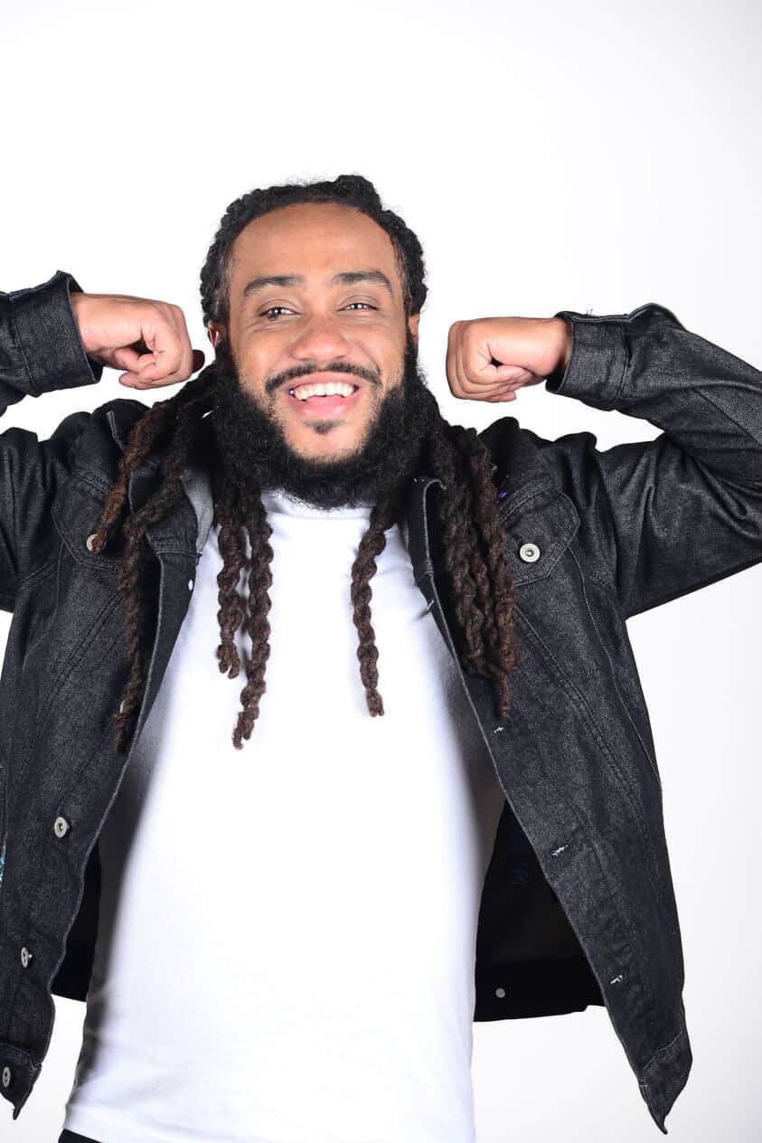 Kahleal White headshot