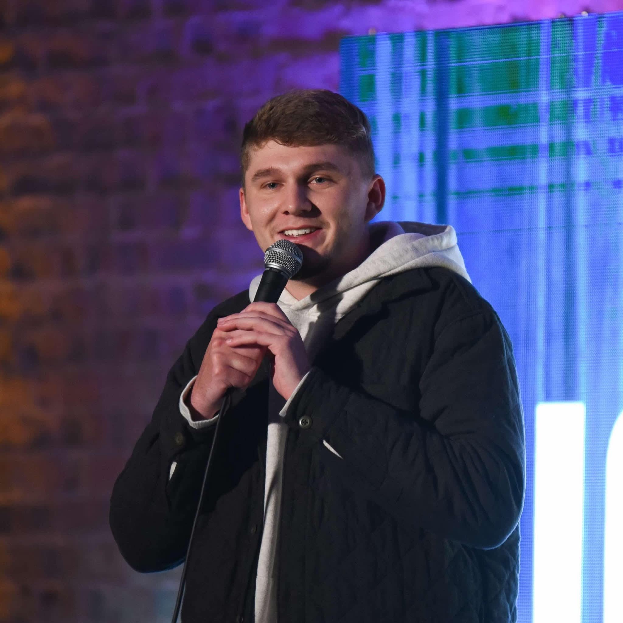 Garrett Nelson headshot