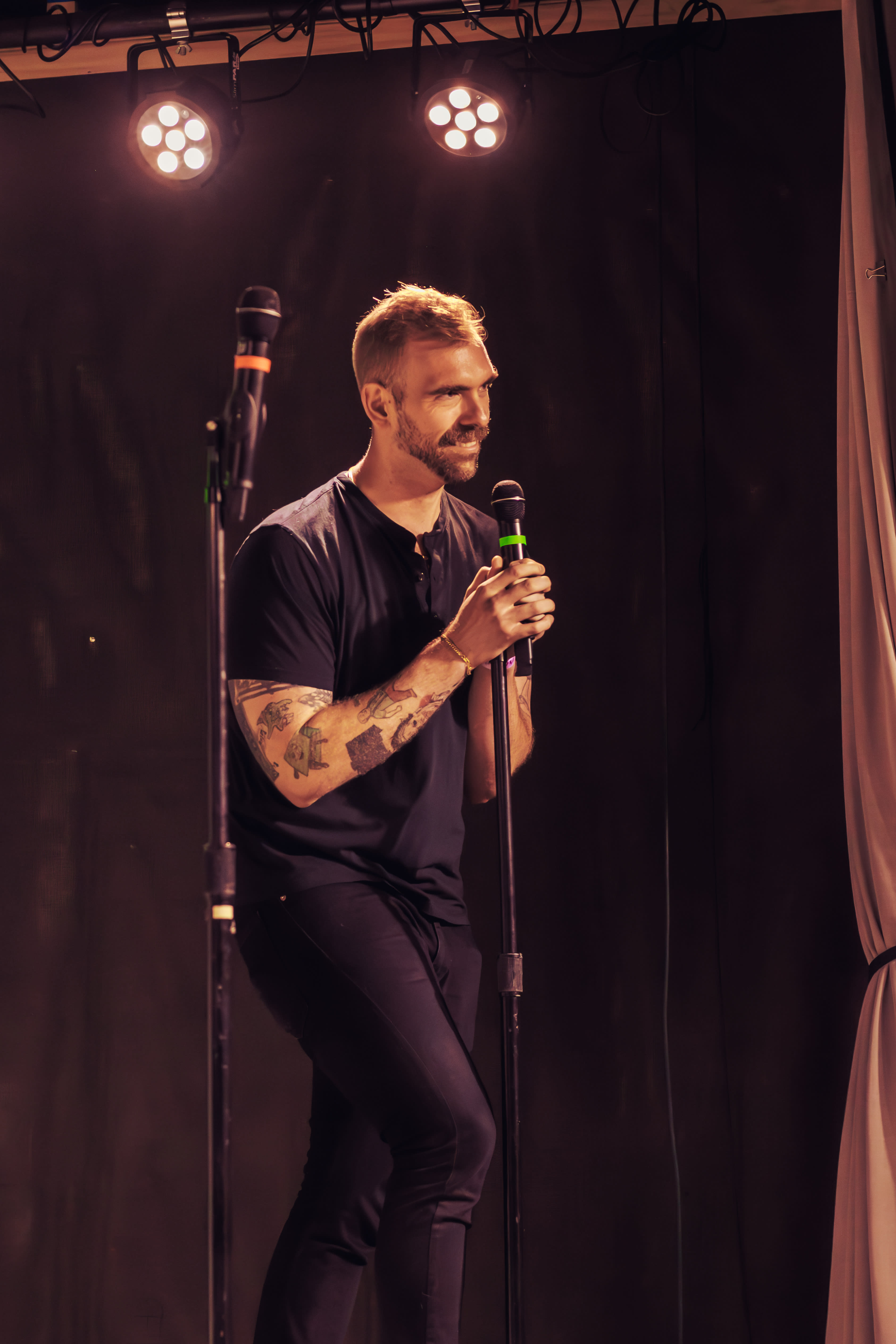 Zach Marmolejo headshot