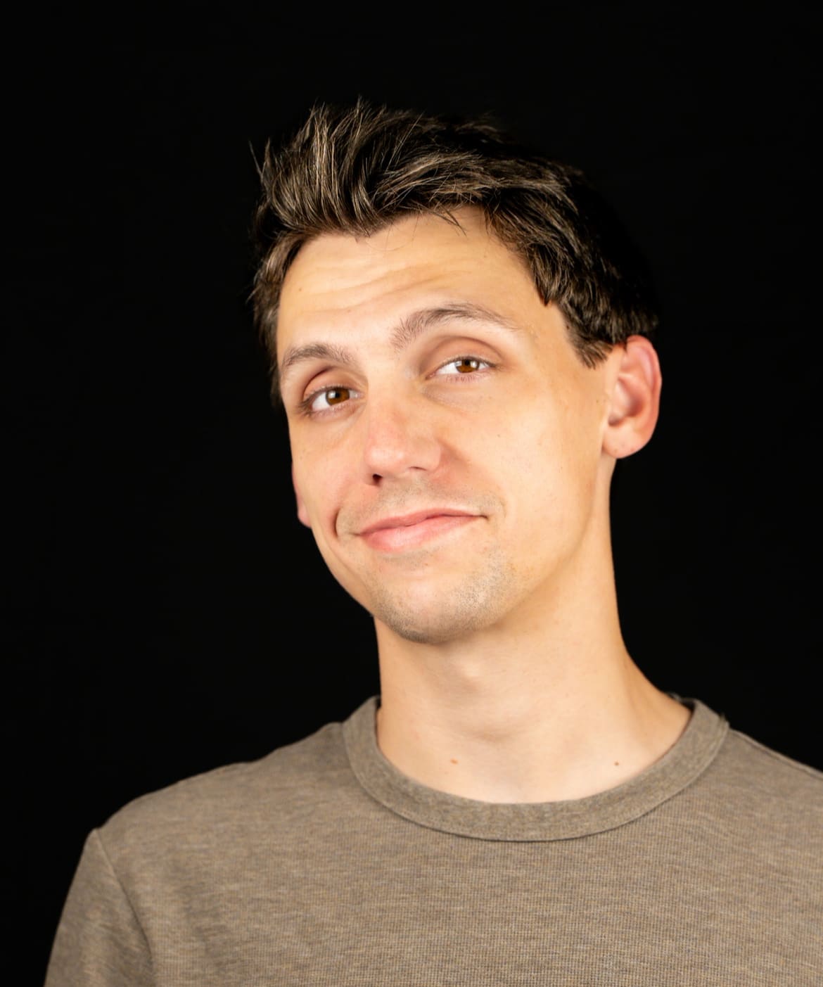 Tyler Gallant headshot