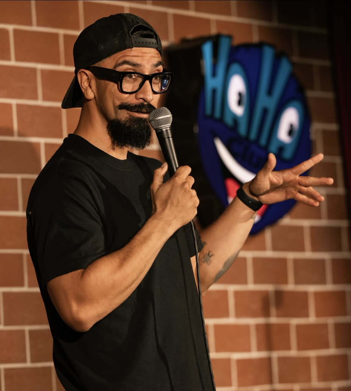 Carlos Medrano headshot