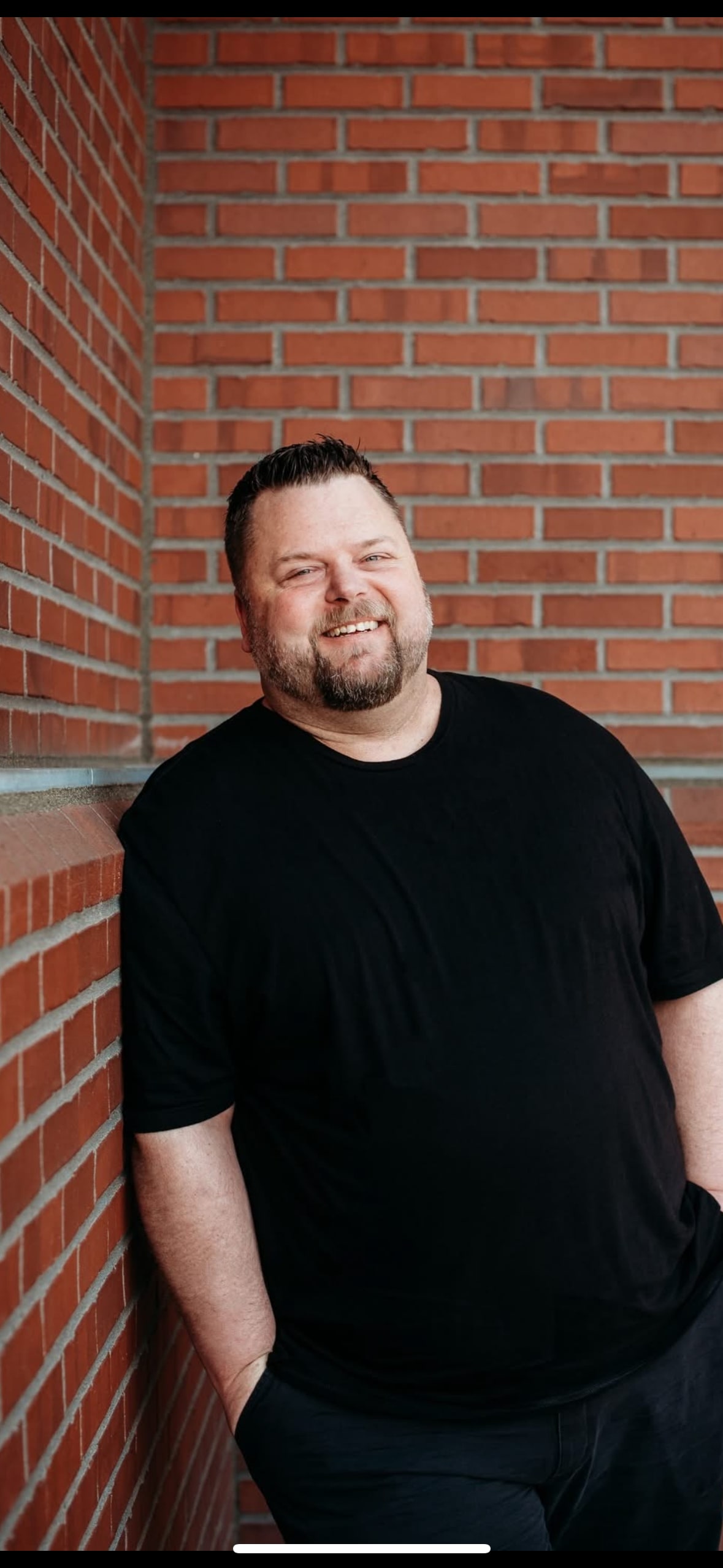 Mike Hanson headshot