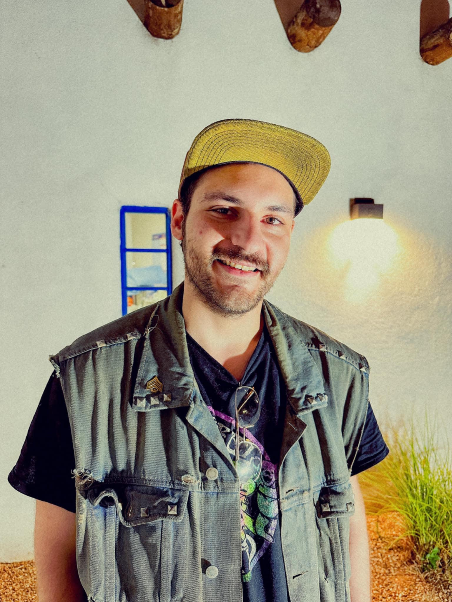 Jesus Santillanes headshot