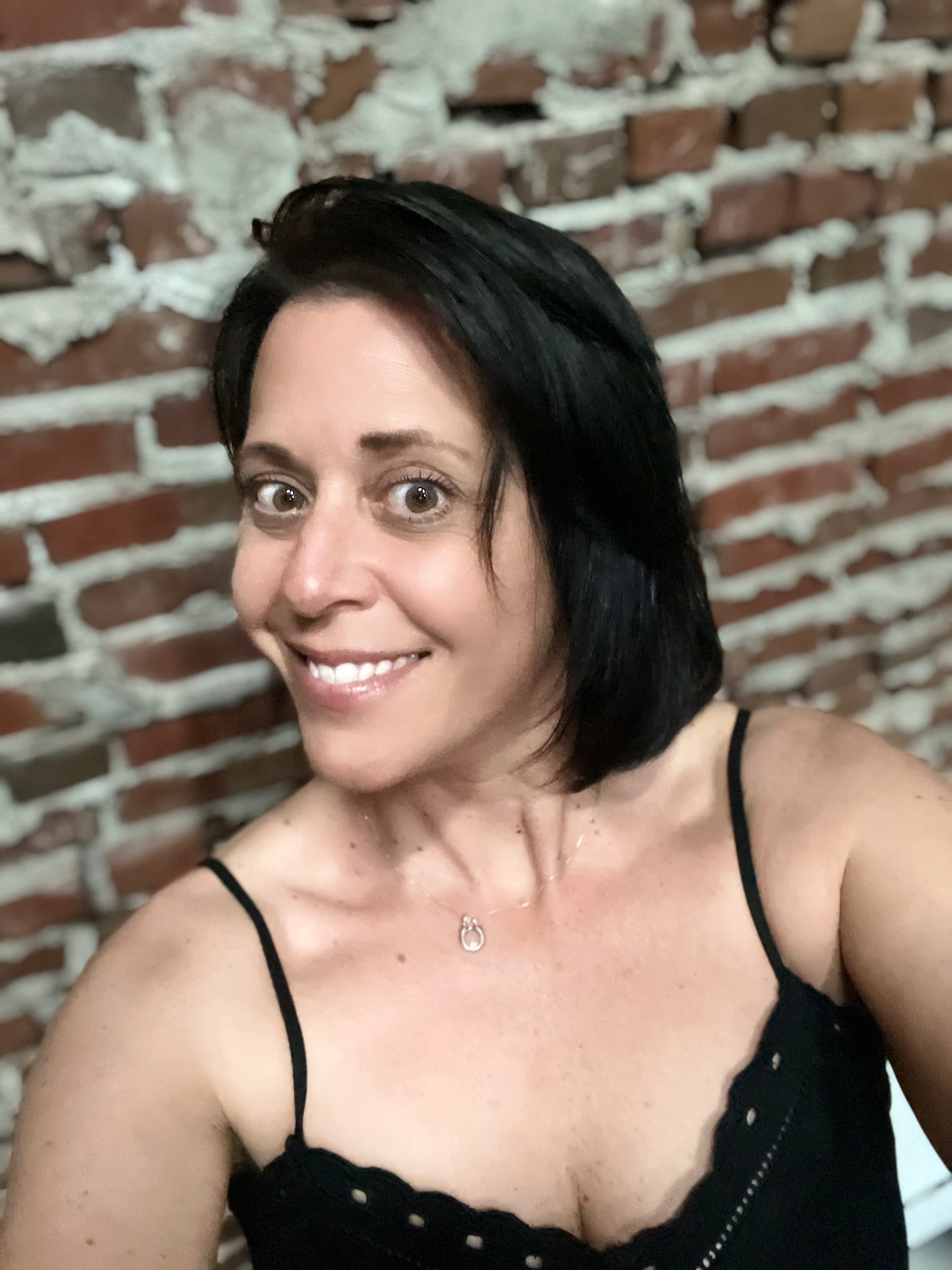 Sara Poulin headshot