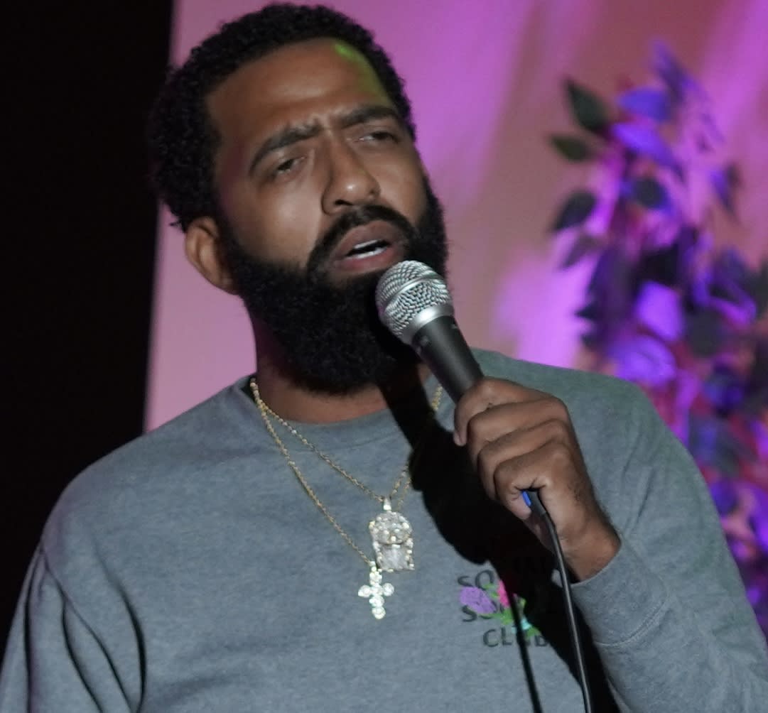 Nick Mitchell headshot