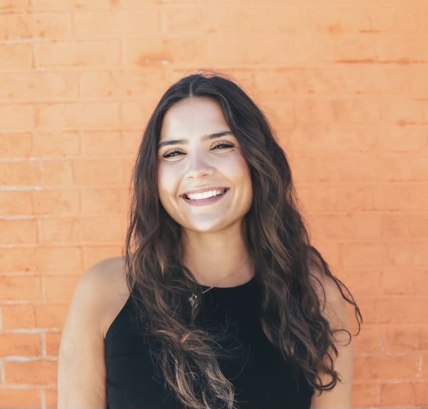 Isabel Kalafatis headshot