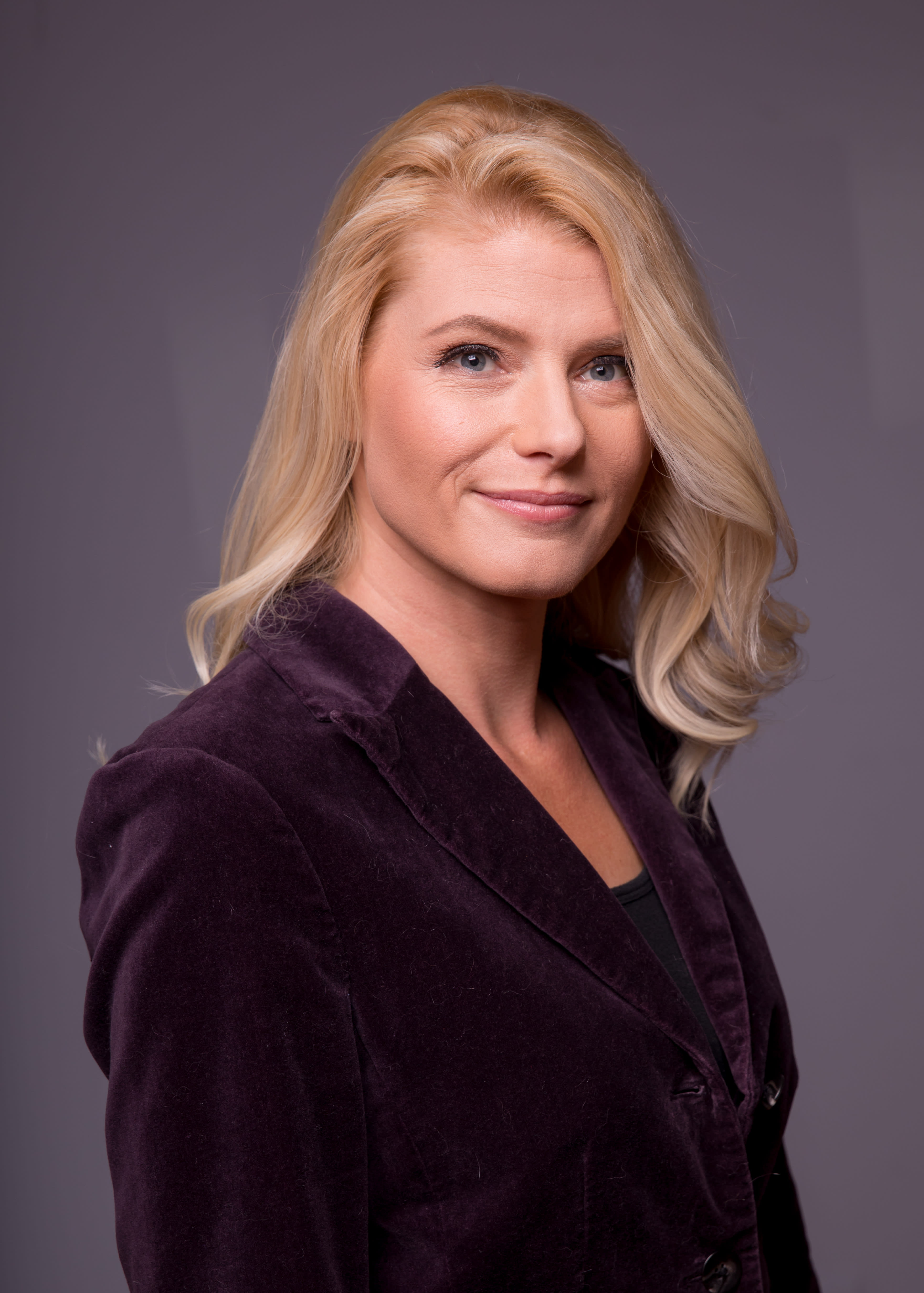 Jennie Stencel headshot