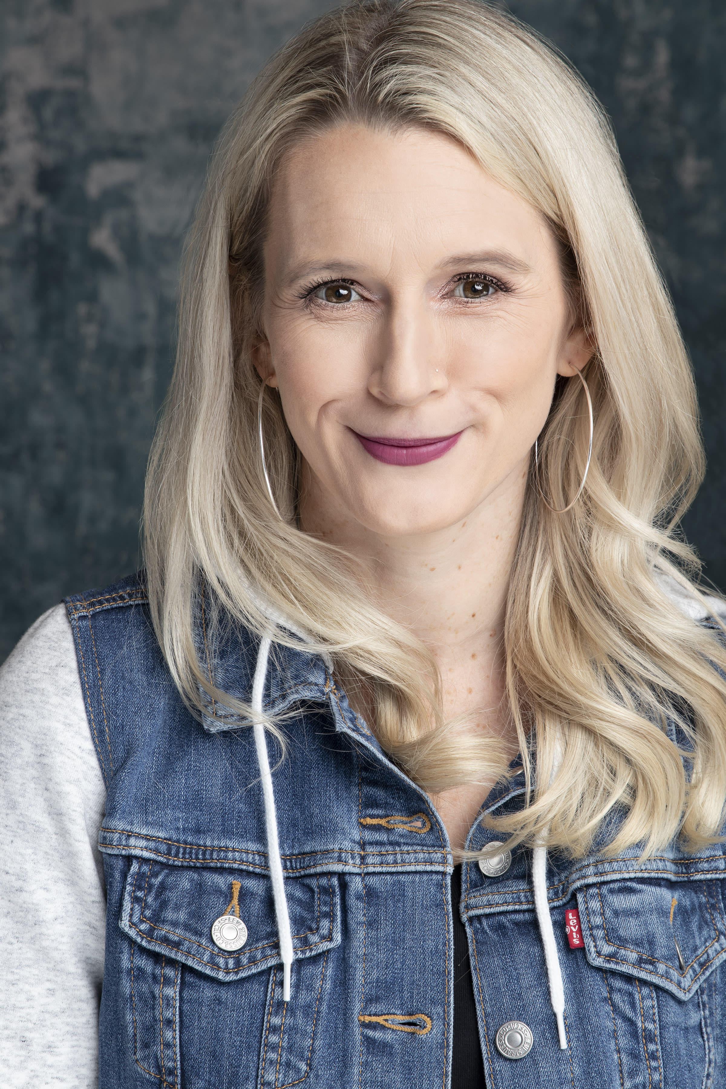 Jen Kuhle headshot