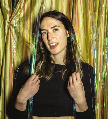 Rachel Lander headshot