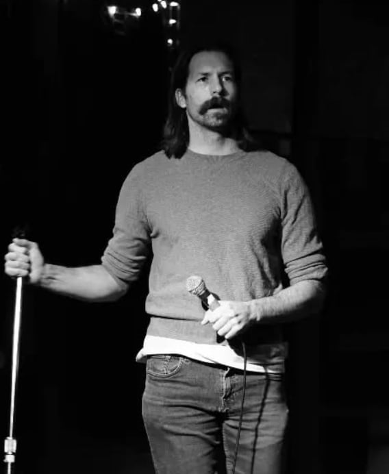 Steven Darnell headshot