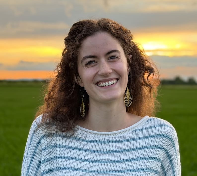 Abby Rodi headshot