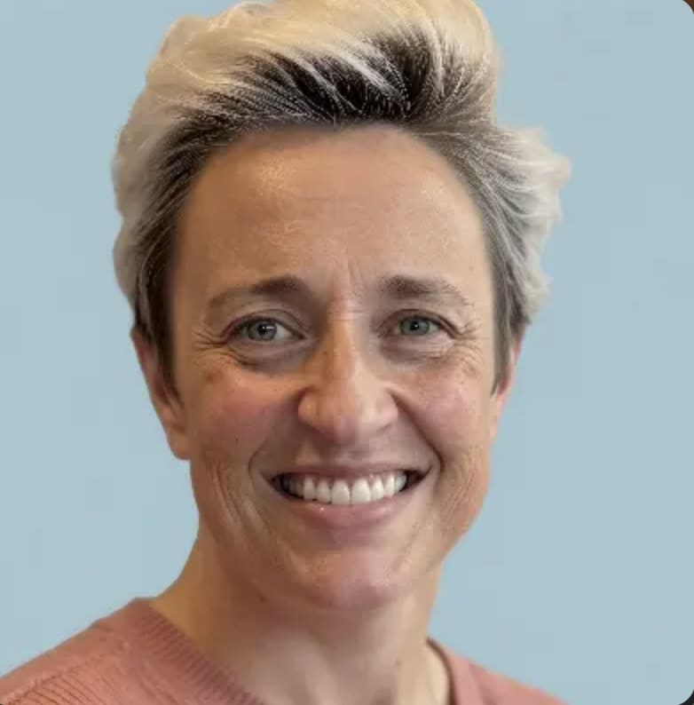 Kate Mooth headshot