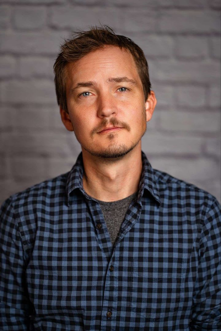 Tavis Maplesden headshot