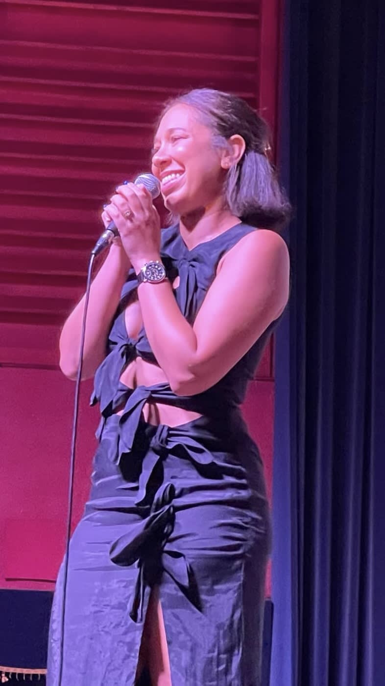 Tiffani Michelle headshot