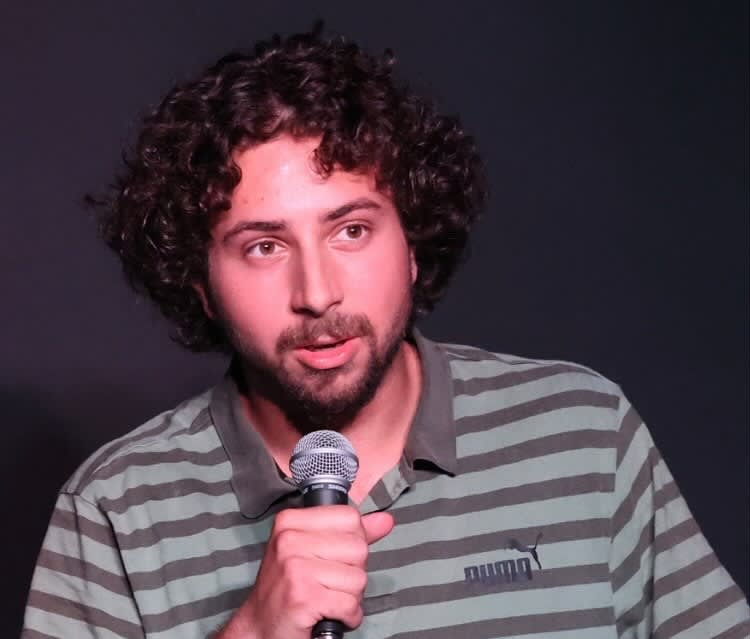 Diego Gomez headshot