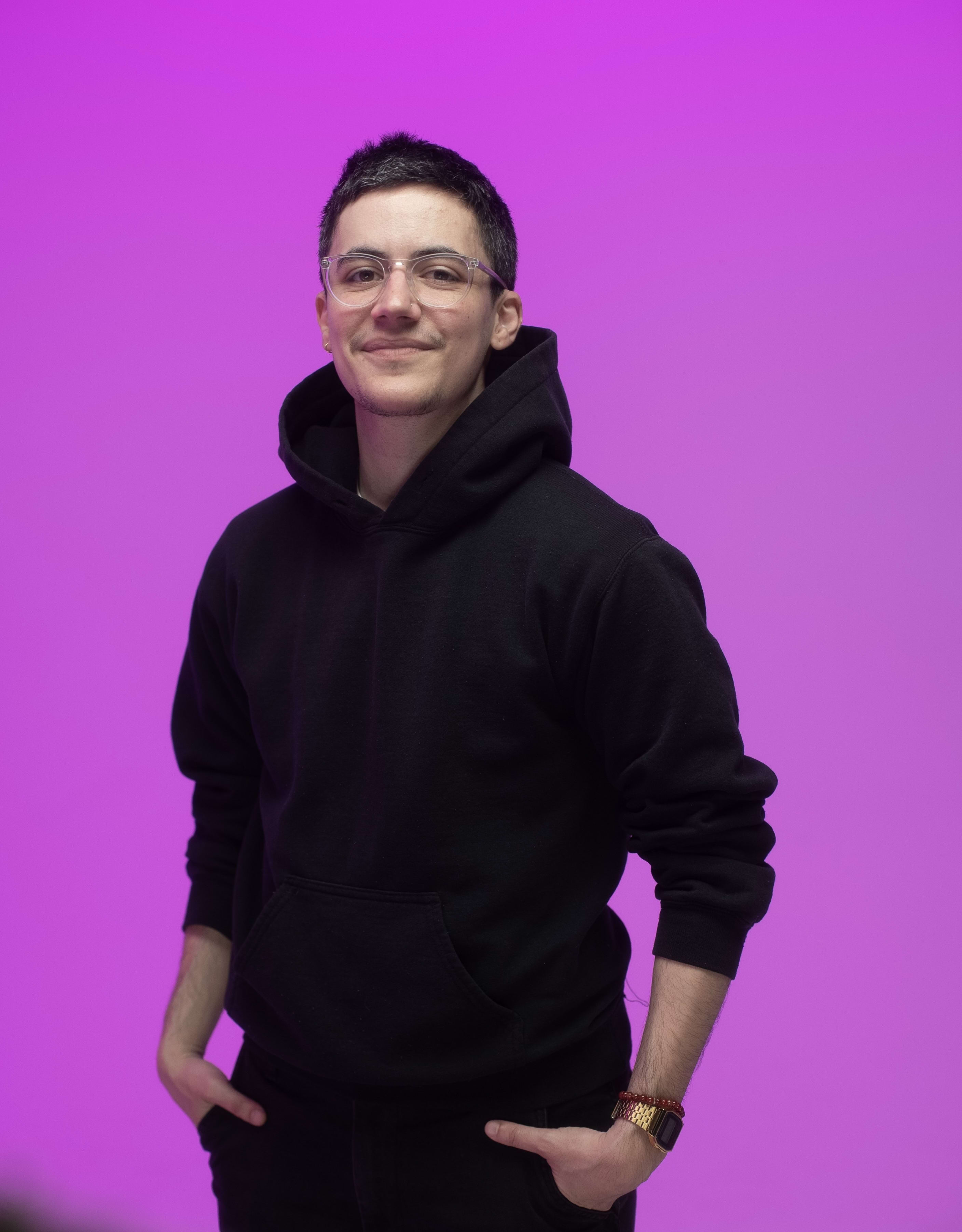 Moisés Araguaney headshot