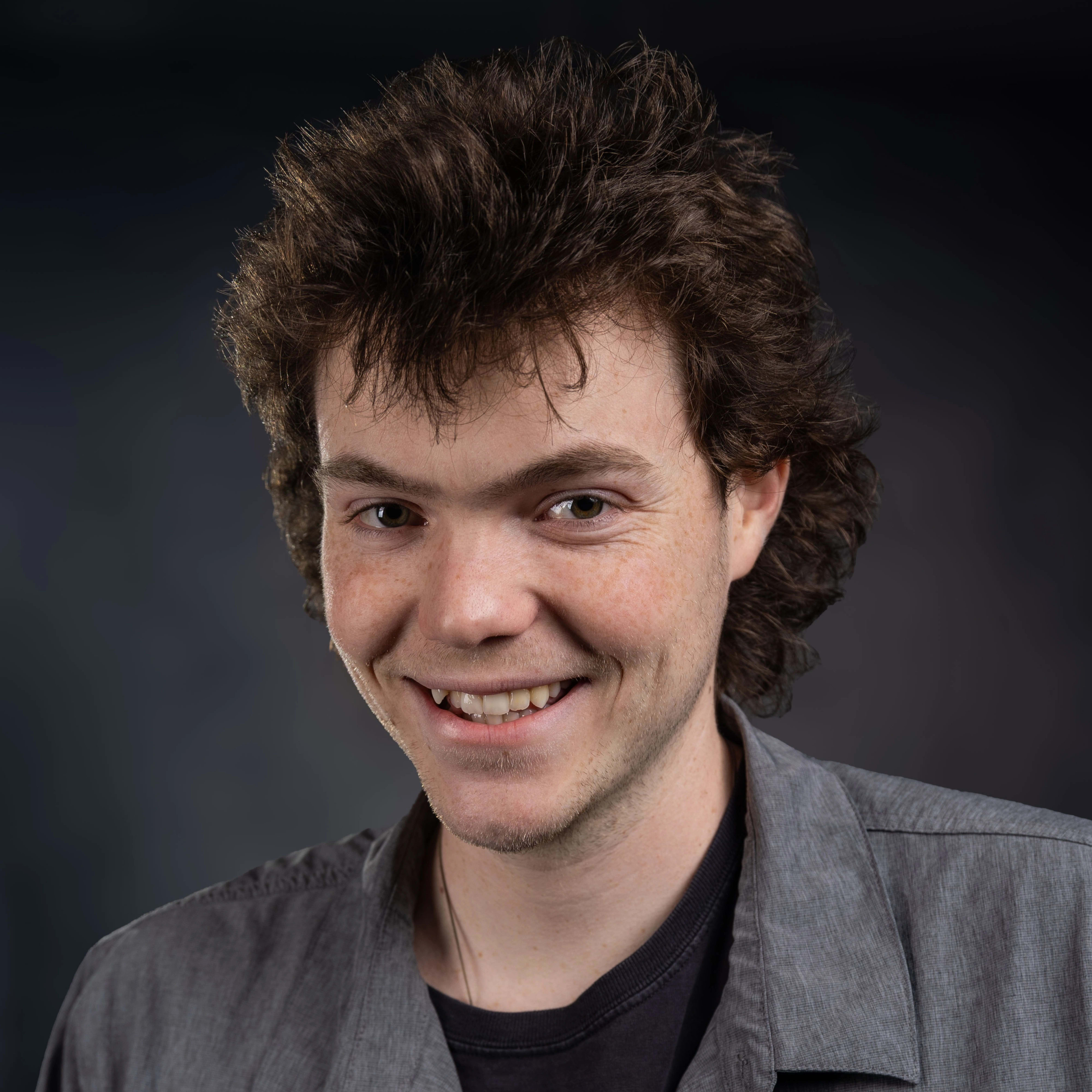 Gavin Howells headshot