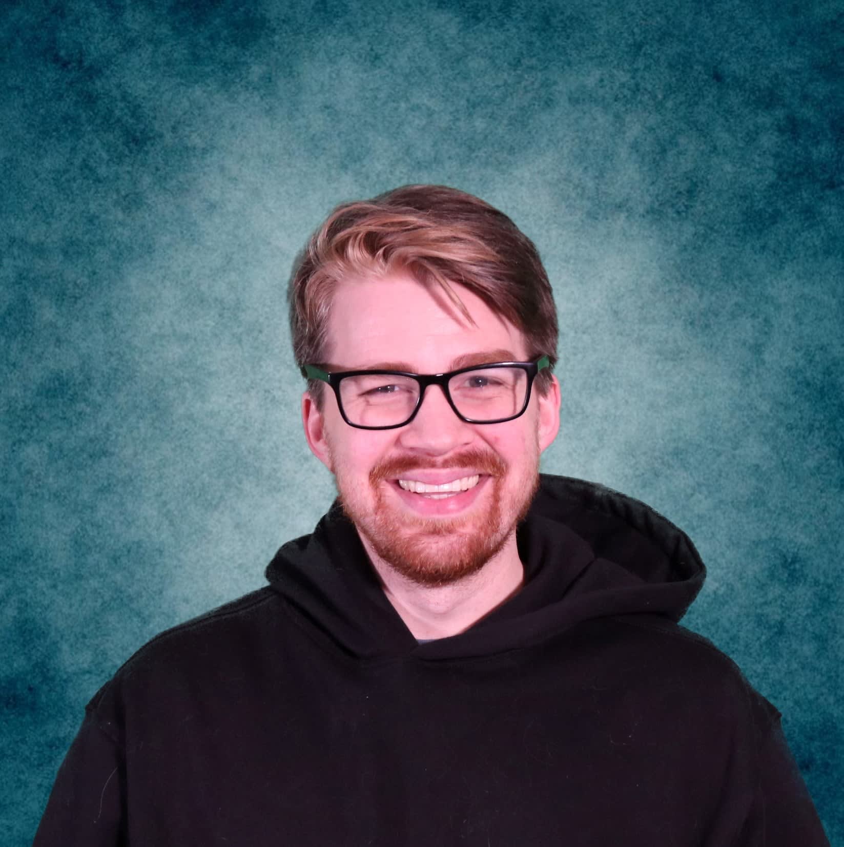 Tim Nicholson headshot